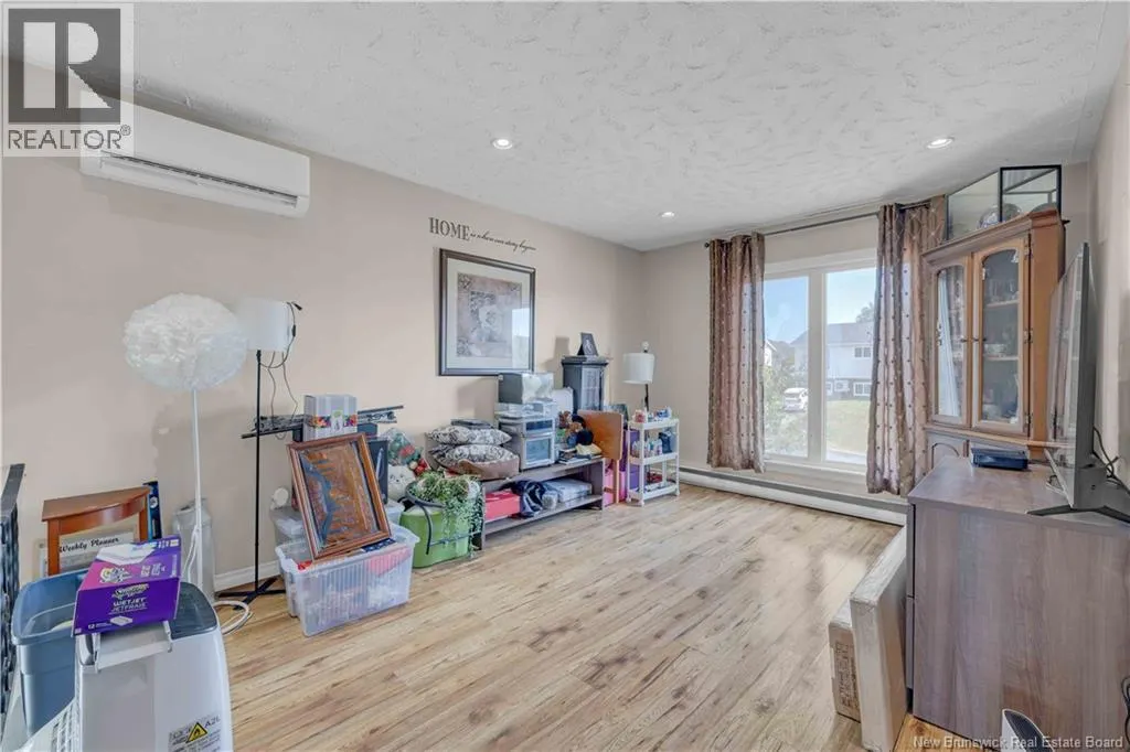 11 Clovelly