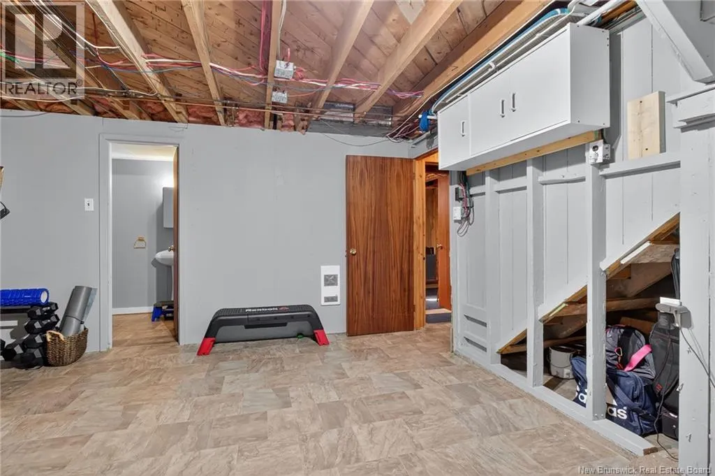 62 Woodlawn
