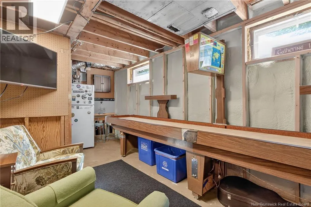 62 Woodlawn