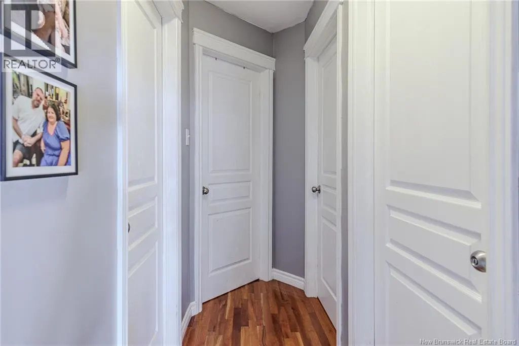 196 PORTER Street