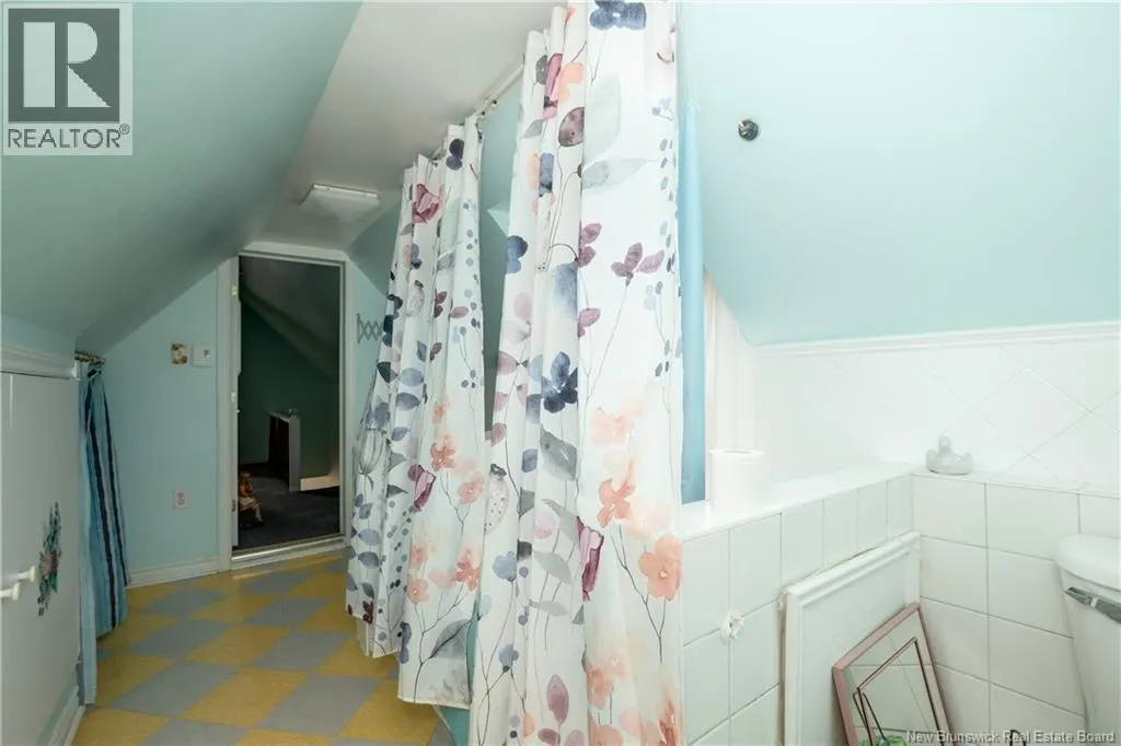 60 Elm Street