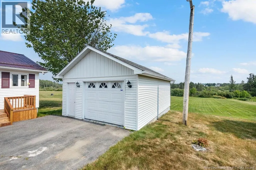 471 North Napan Road