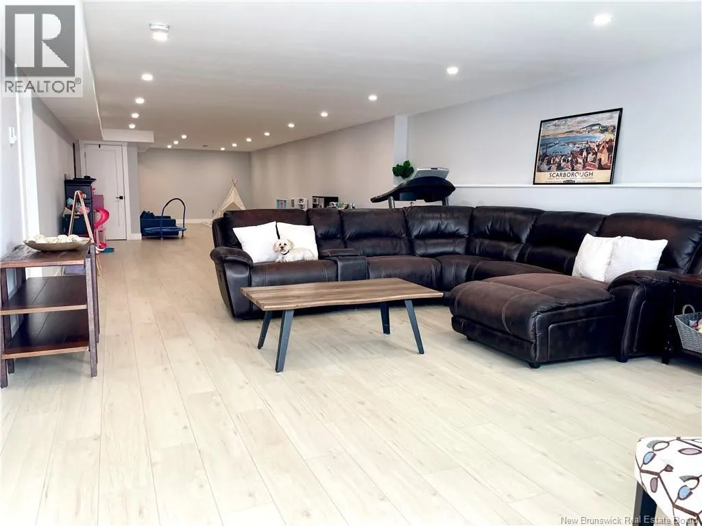 24 Flagstone Drive