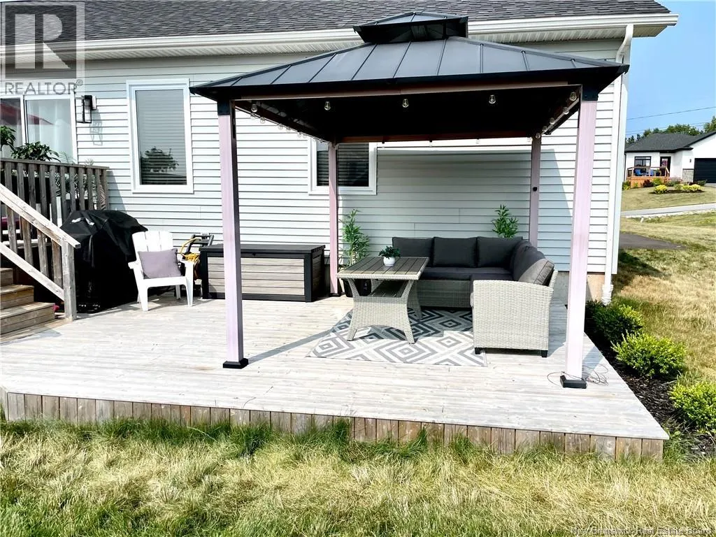 24 Flagstone Drive