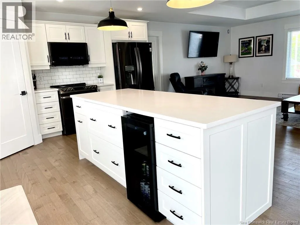 24 Flagstone Drive