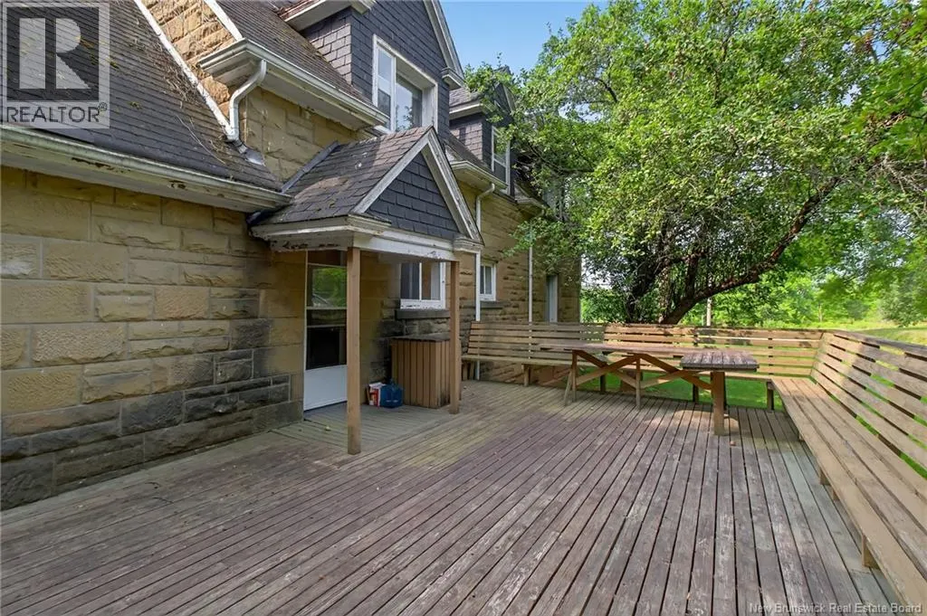 37 Braeside Drive