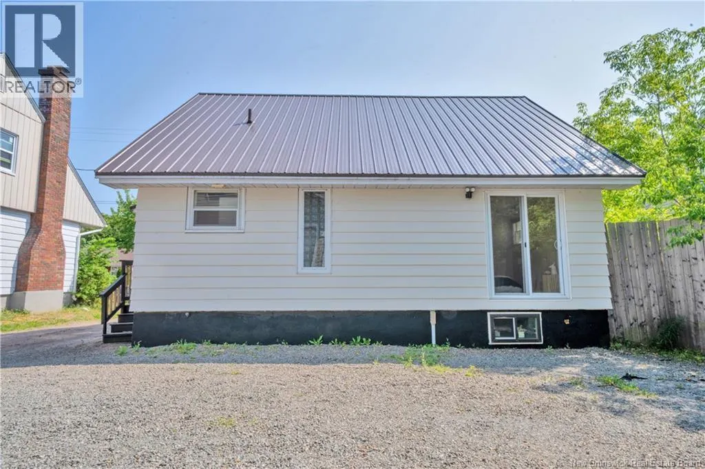 38 Walsh Street