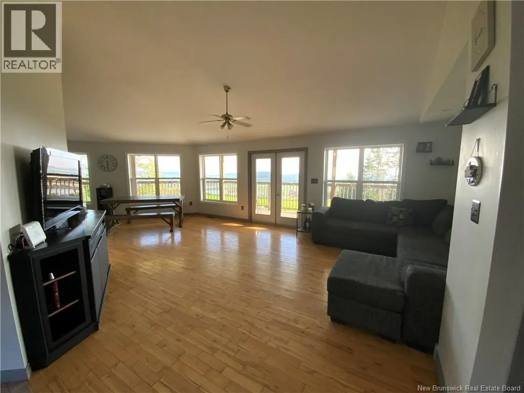 400 East Glassville Road