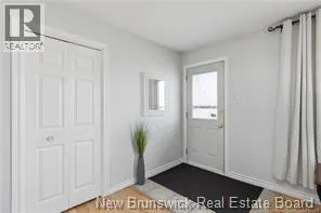 120 Dawn Crescent