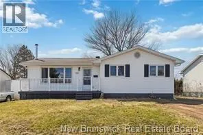 120 Dawn Crescent