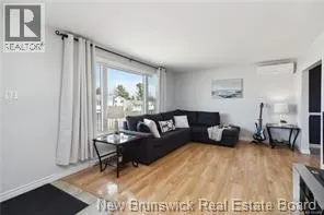 120 Dawn Crescent