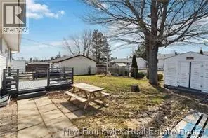 120 Dawn Crescent