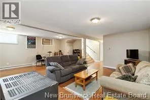 120 Dawn Crescent
