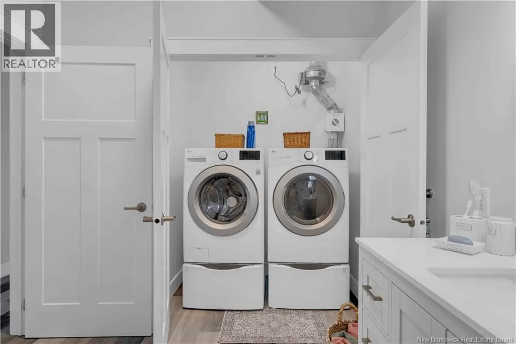 79 Mapleview Drive Unit# 102