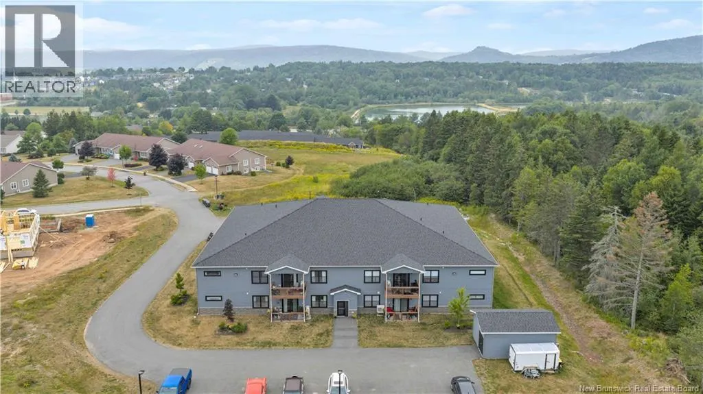 79 Mapleview Drive Unit# 102