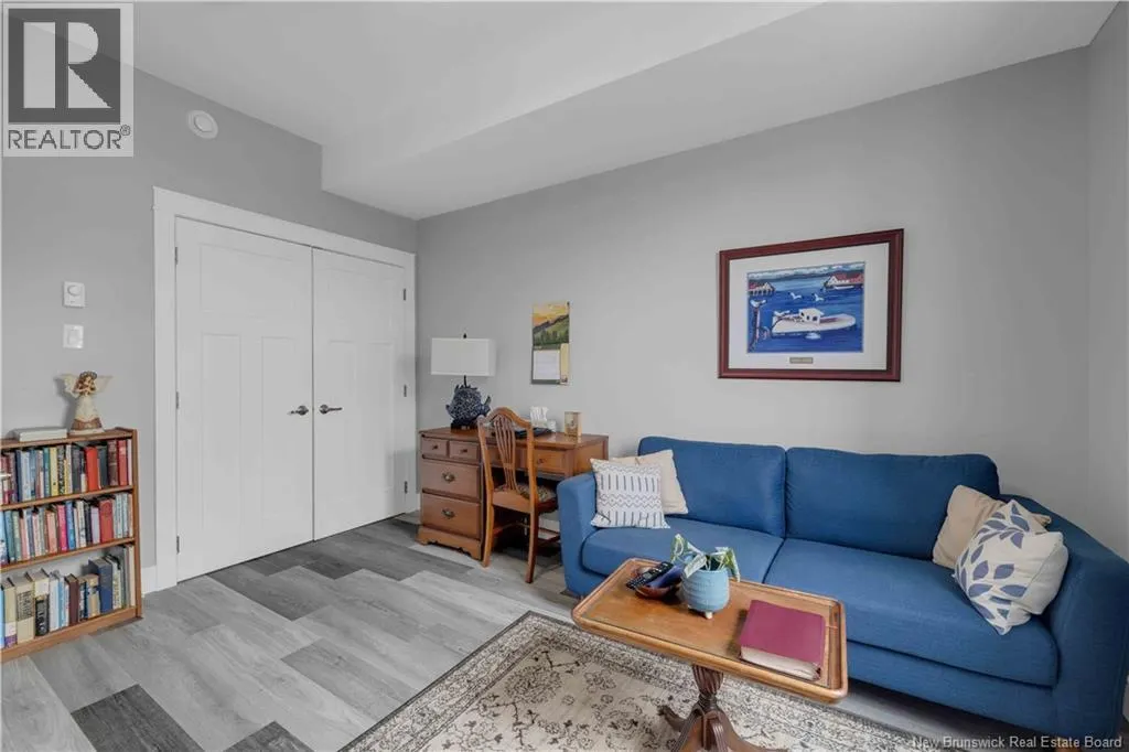 79 Mapleview Drive Unit# 102