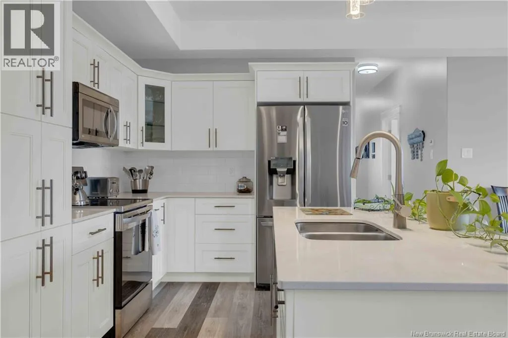 79 Mapleview Drive Unit# 102