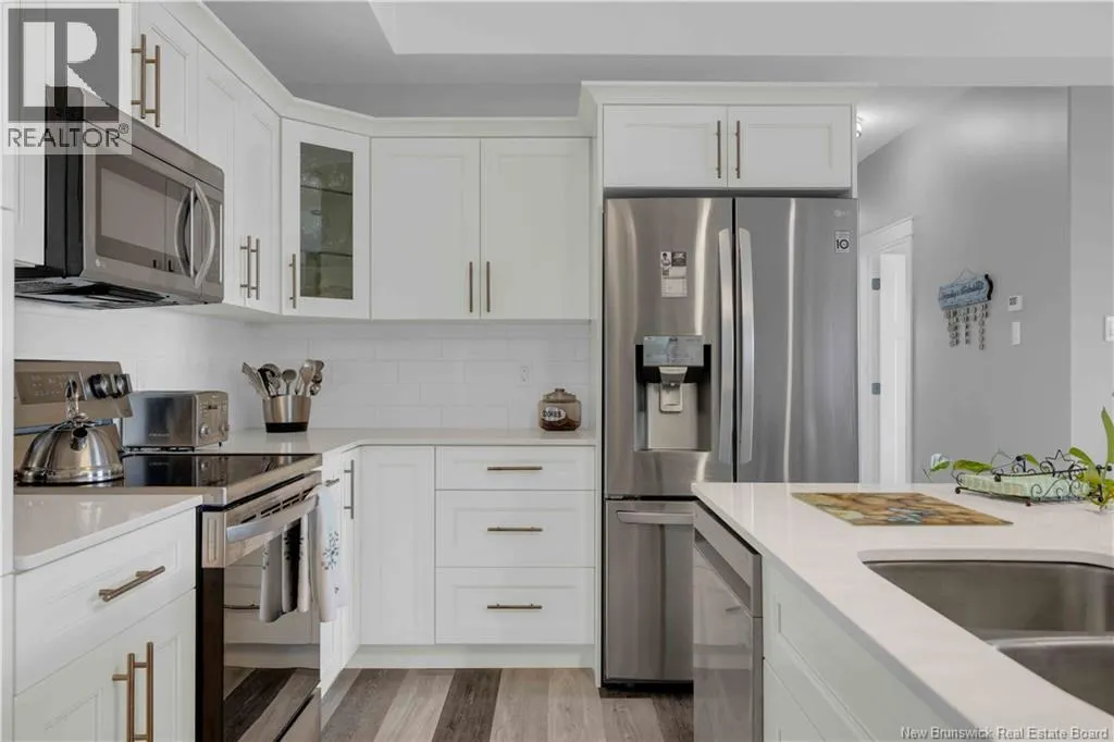 79 Mapleview Drive Unit# 102