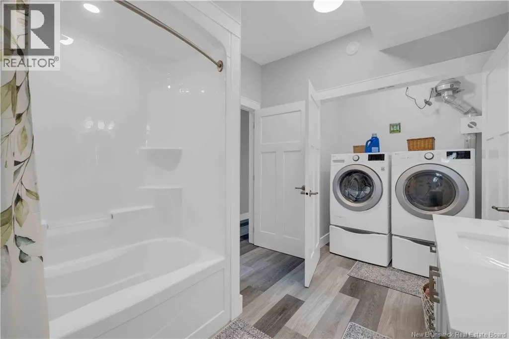 79 Mapleview Drive Unit# 102