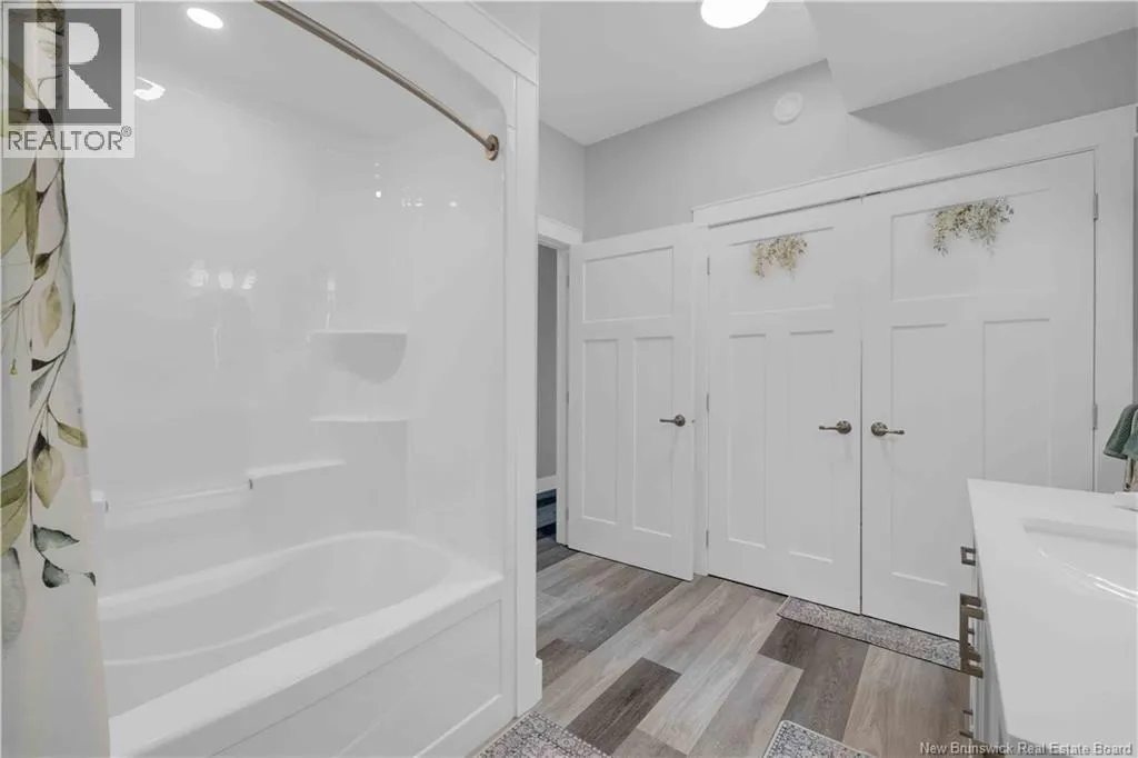 79 Mapleview Drive Unit# 102