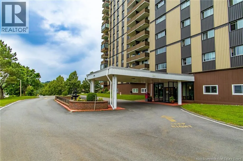 310 Woodward Avenue Unit# 1414