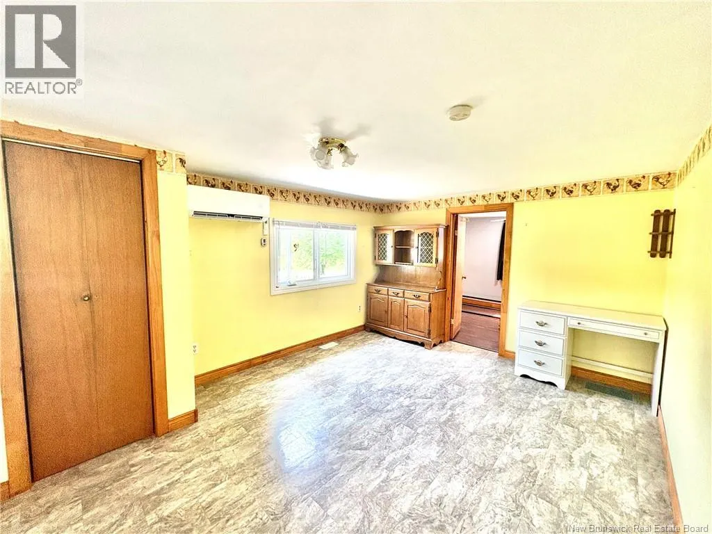 349 Back Greenfield Road
