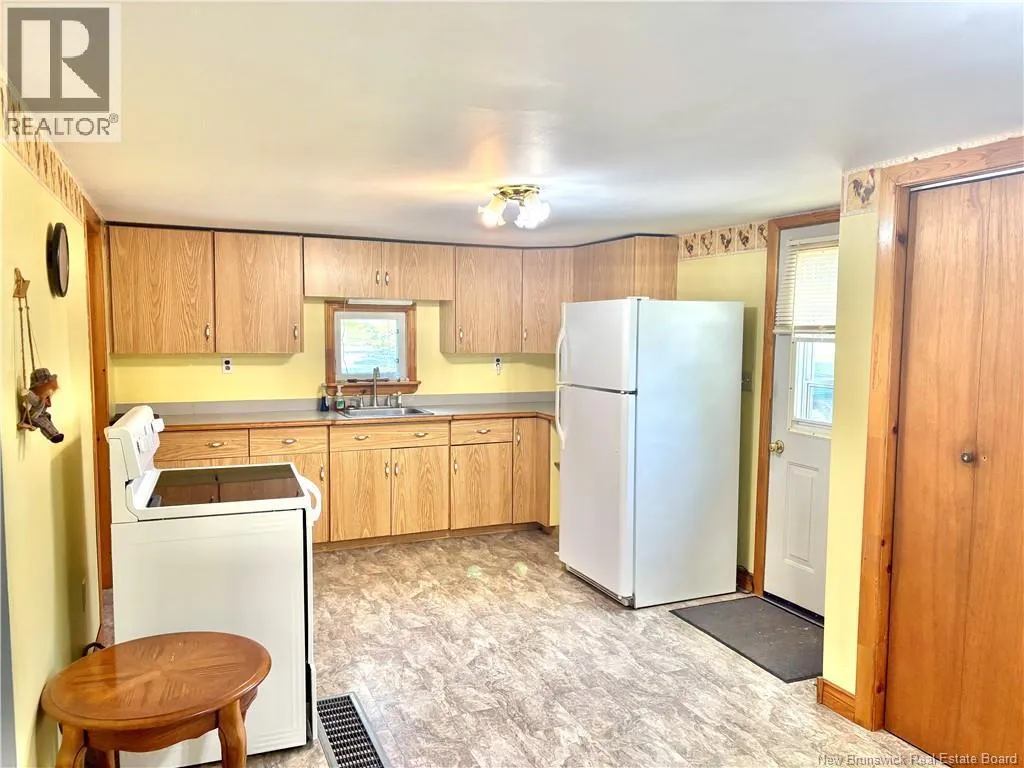 349 Back Greenfield Road