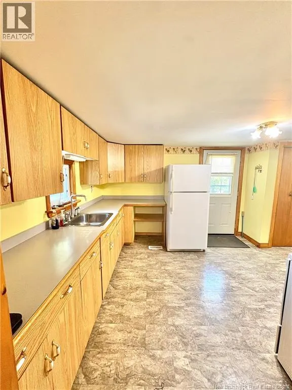 349 Back Greenfield Road