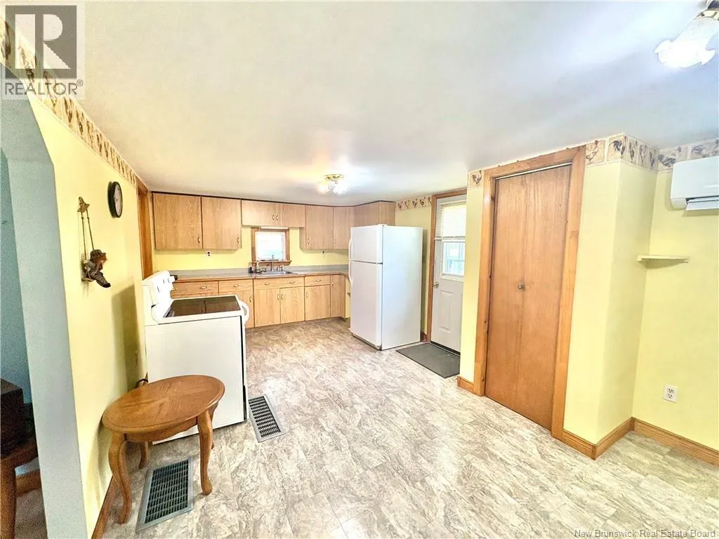 349 Back Greenfield Road