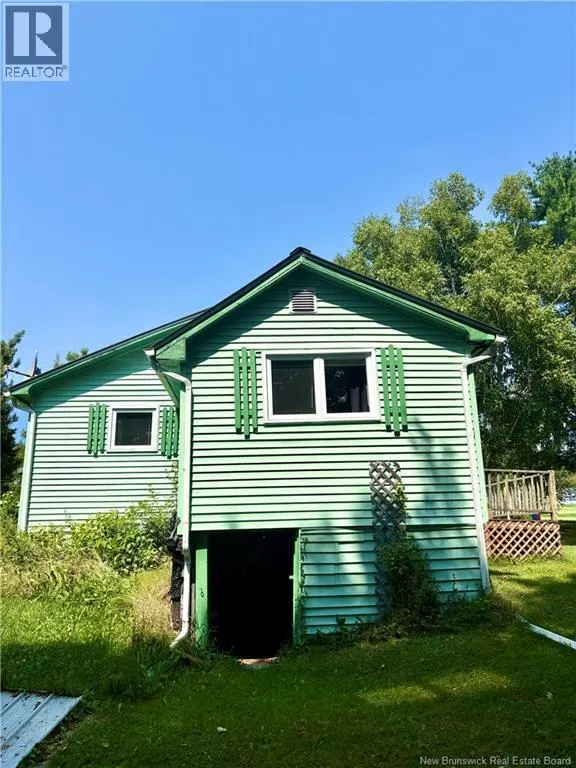 349 Back Greenfield Road