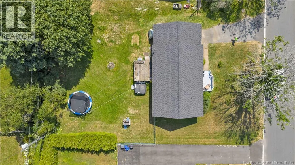 68 Valleyview Crescent