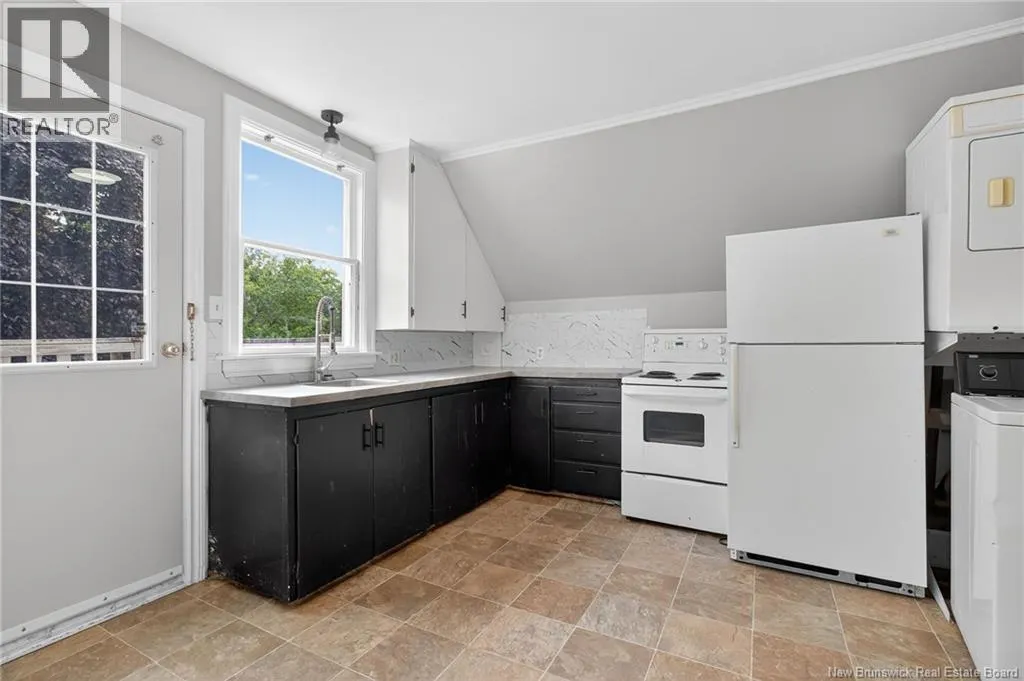 113-115 Elmwood