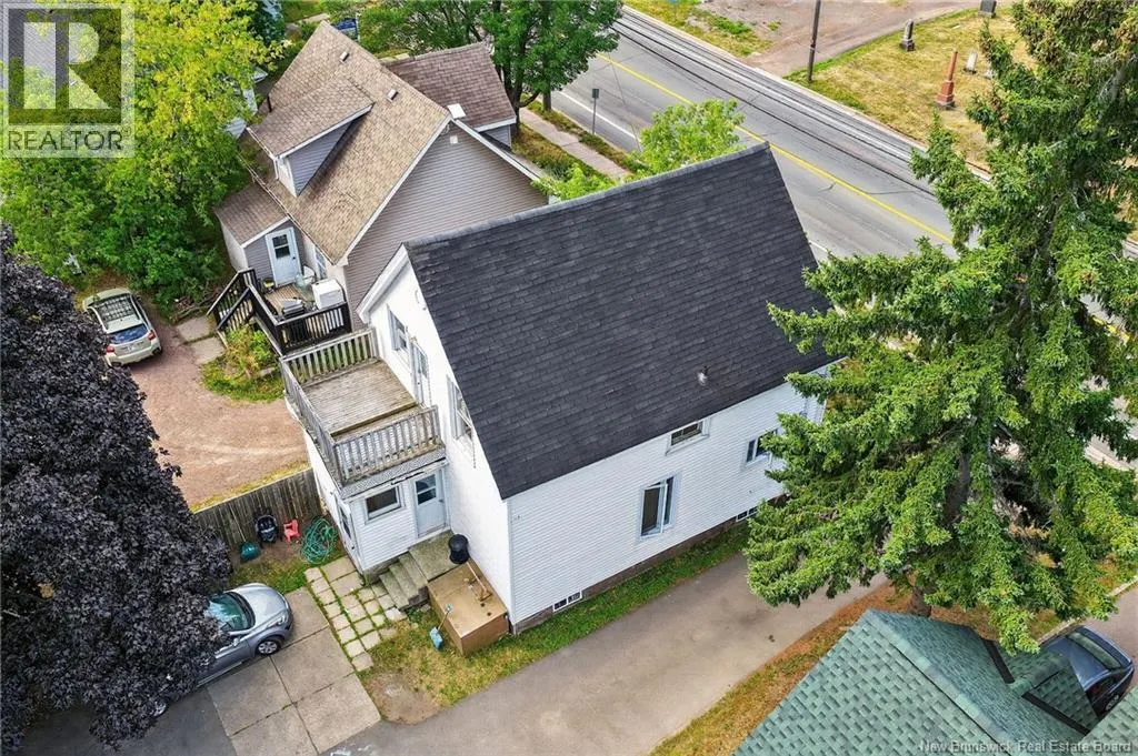 113-115 Elmwood