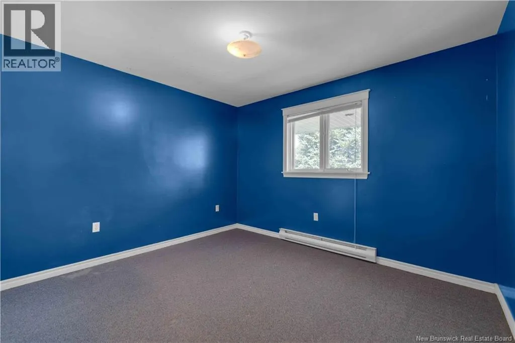14 Pinewood Crescent