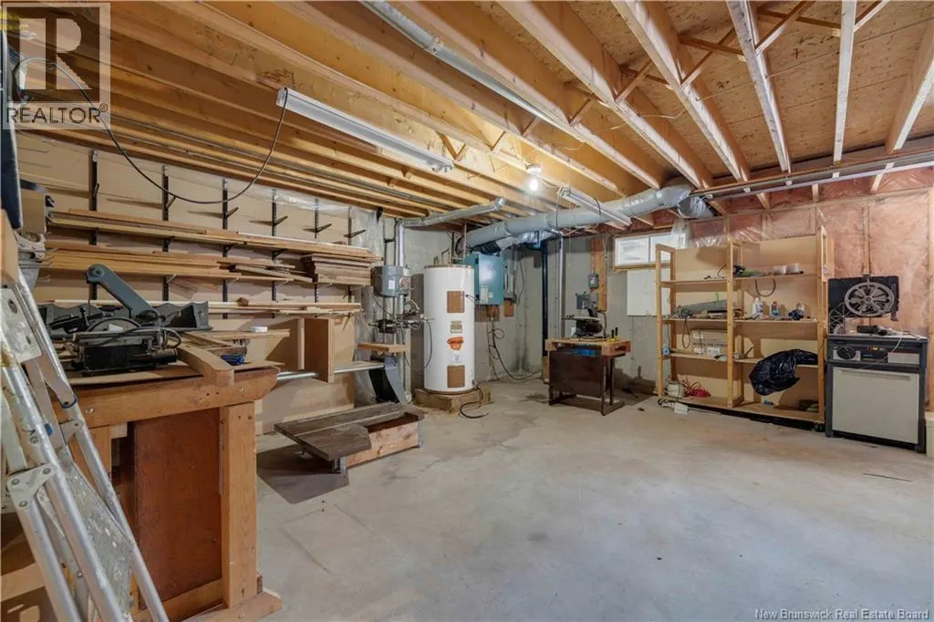 14 Pinewood Crescent
