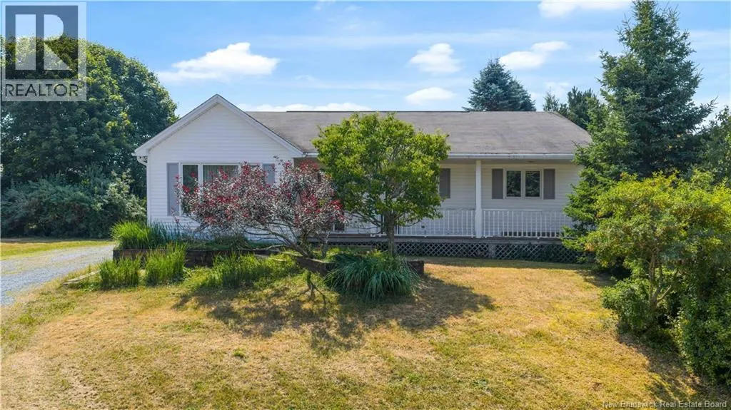 14 Pinewood Crescent