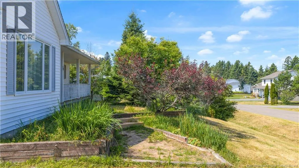 14 Pinewood Crescent