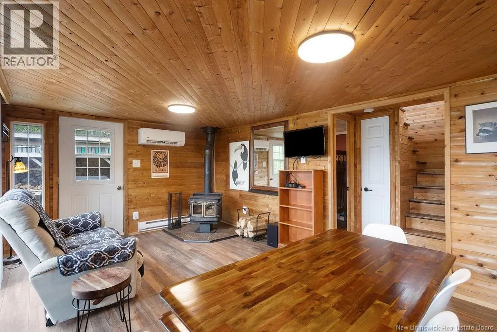 458 East Point Road