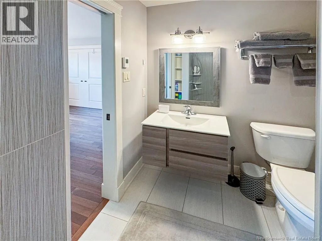 10 Lakefield Court