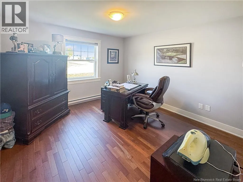 10 Lakefield Court