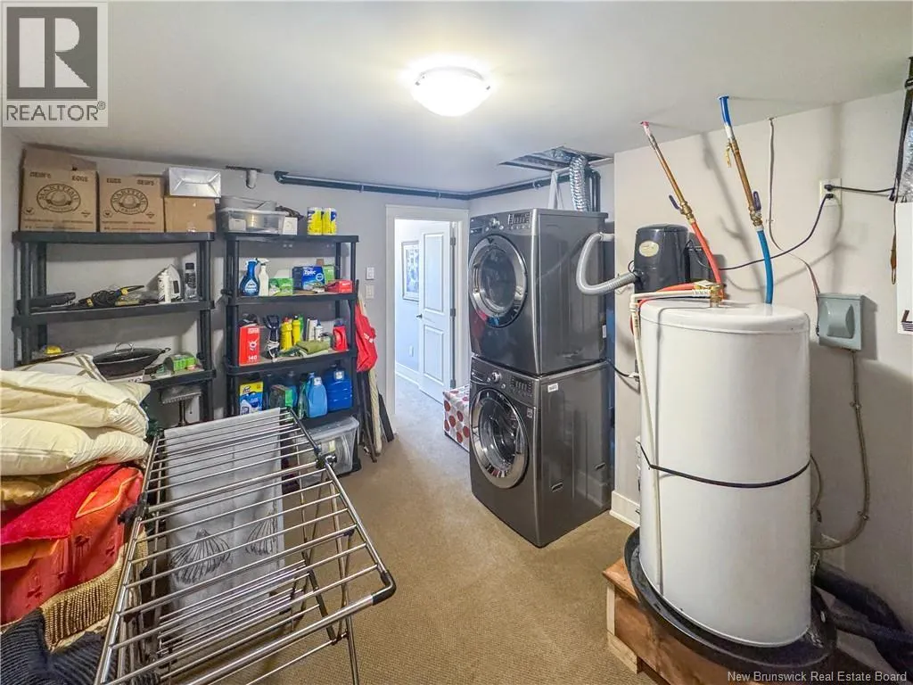 10 Lakefield Court