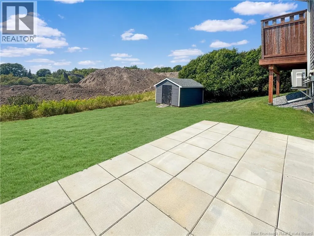 10 Lakefield Court