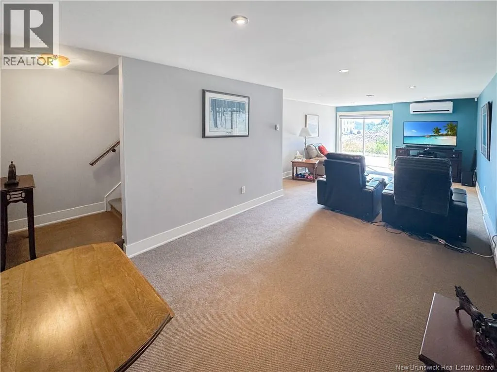 10 Lakefield Court