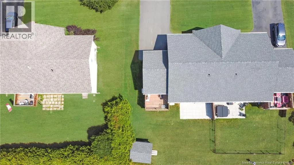 10 Lakefield Court