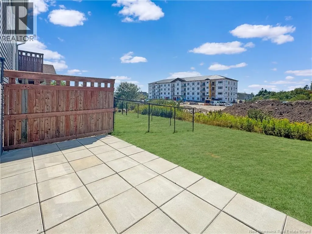 10 Lakefield Court