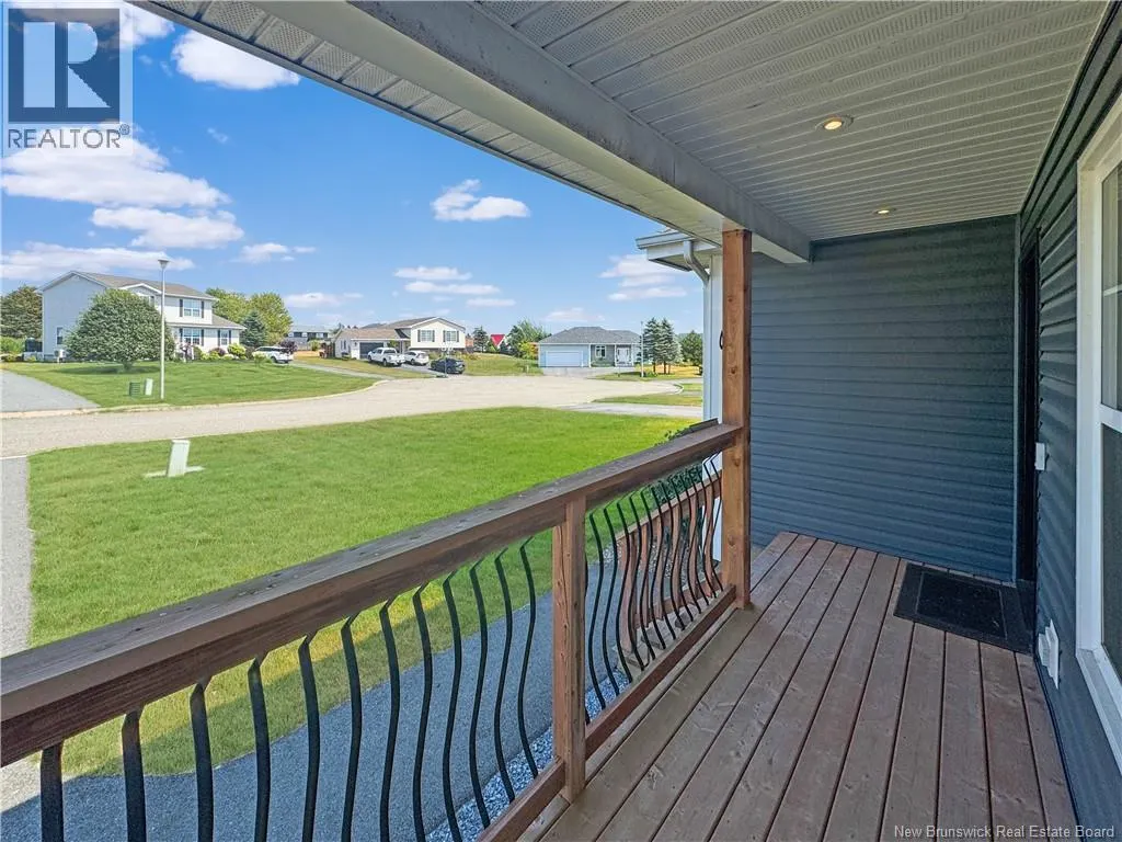 10 Lakefield Court