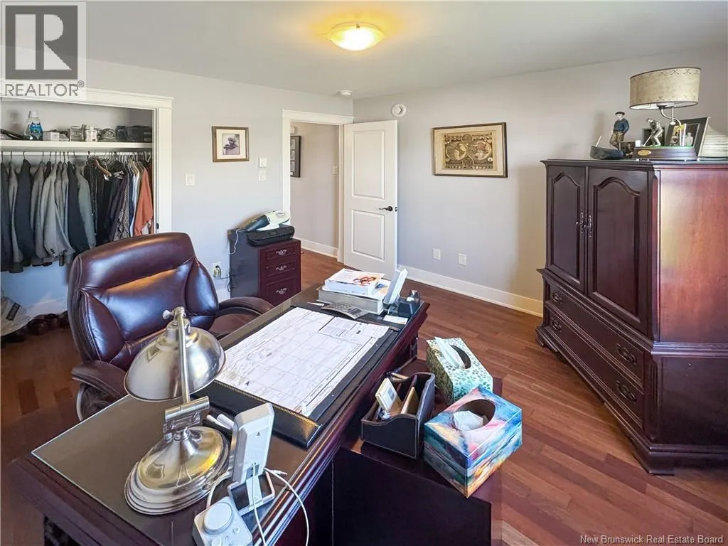 10 Lakefield Court