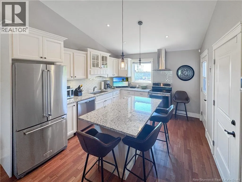 10 Lakefield Court