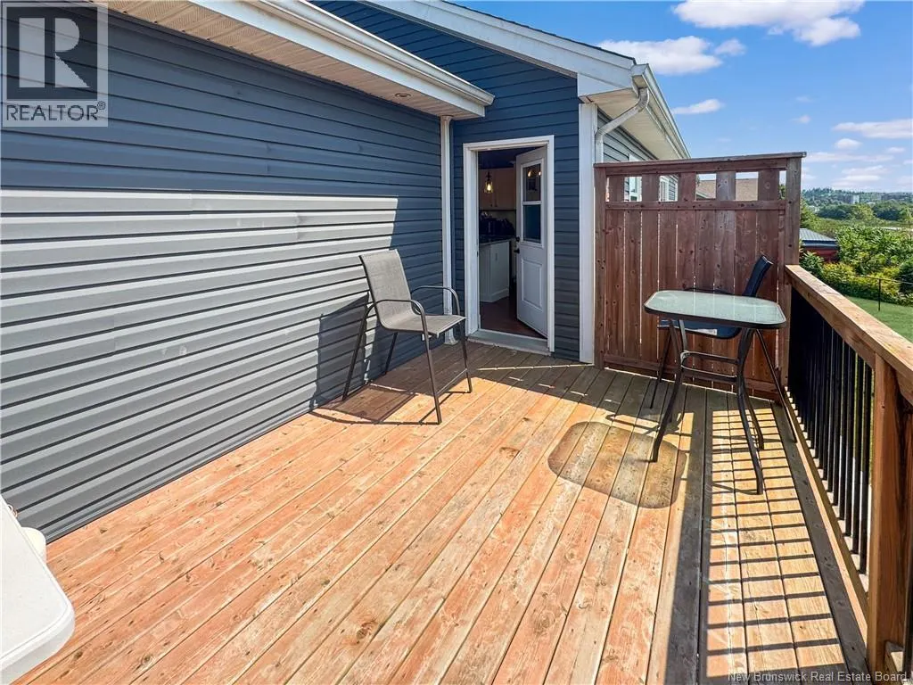 10 Lakefield Court