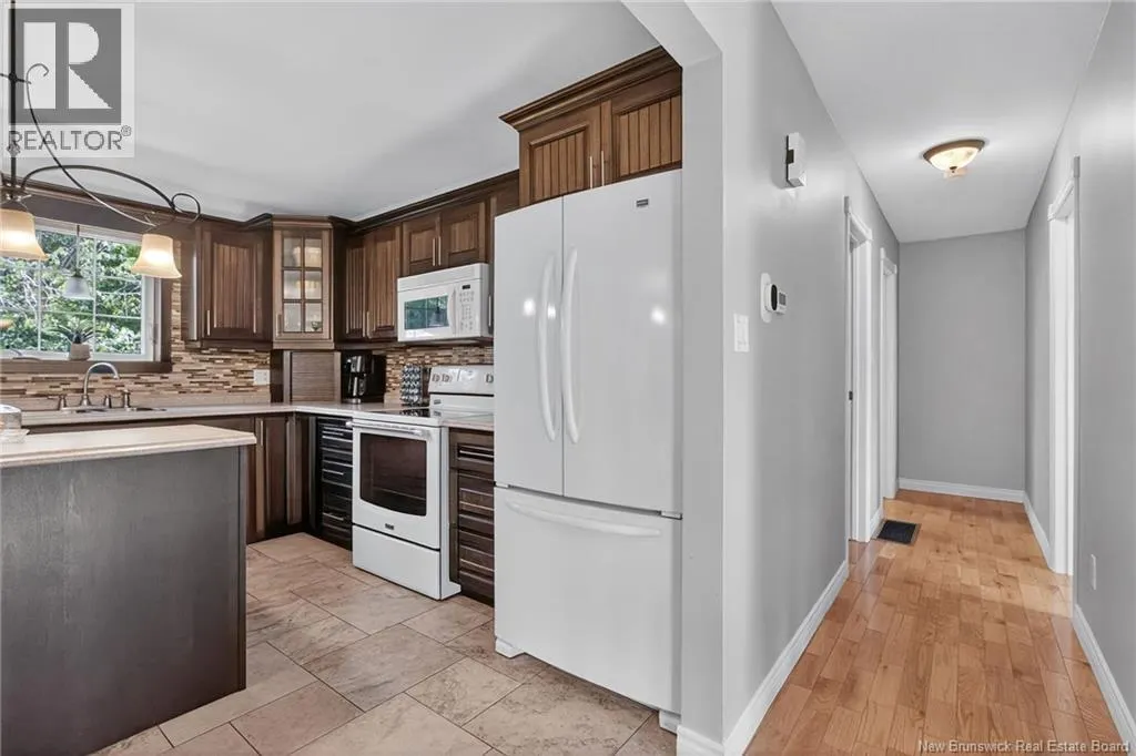 72 Reeder Road